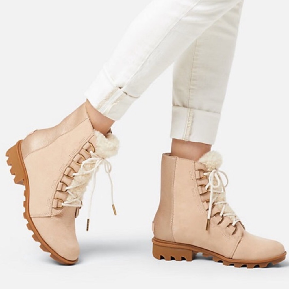 Sorel NEW Phoenix Short Lace Lux Boot Natural Tan